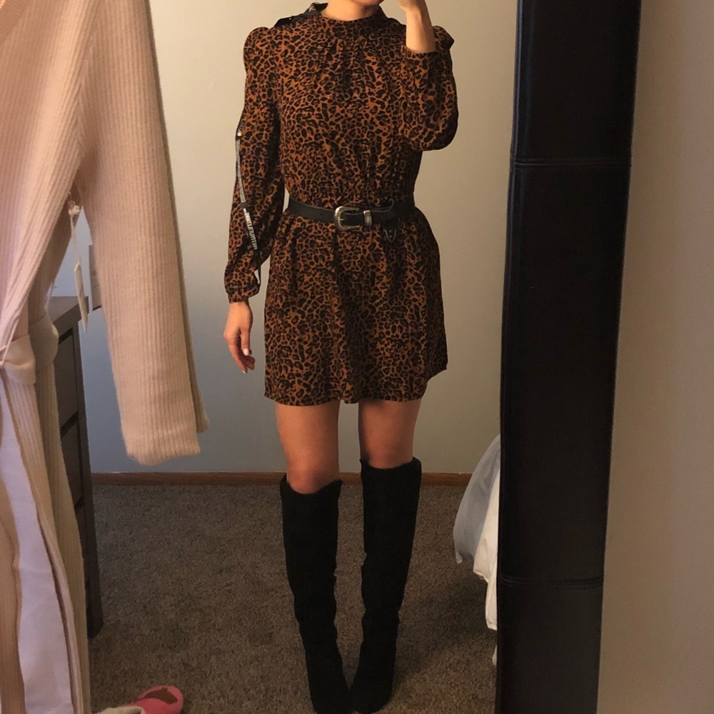 SOLD‼️NWT PrettyLittleThing orange leopard dress - Picture 7 of 7